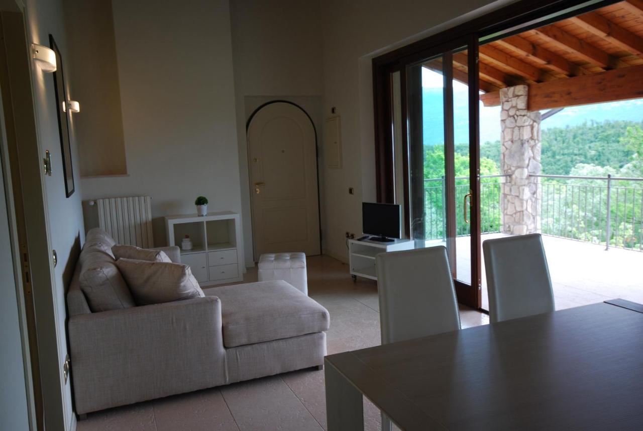 Appartamento Eagle - Theater Home Toscolano Maderno Extérieur photo